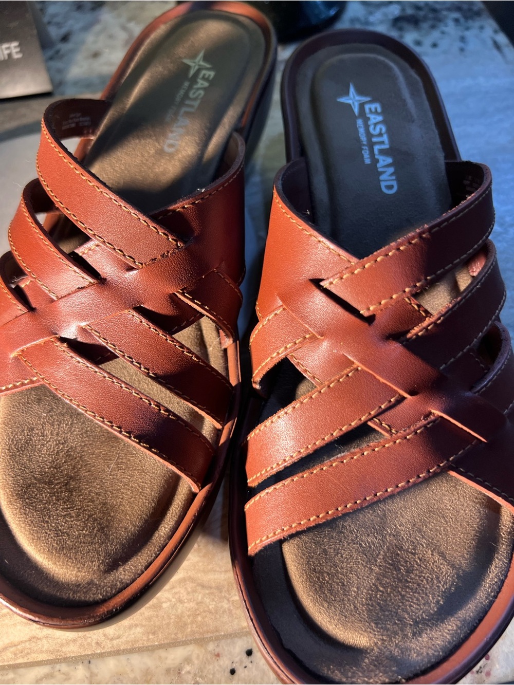Eastland Chestnut Brown Leather Slide Sandals - Superior Comfort nwot! 8